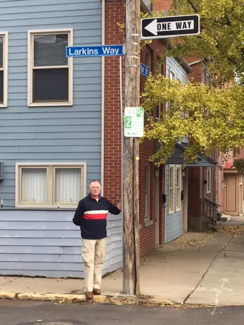 Larkins Way
